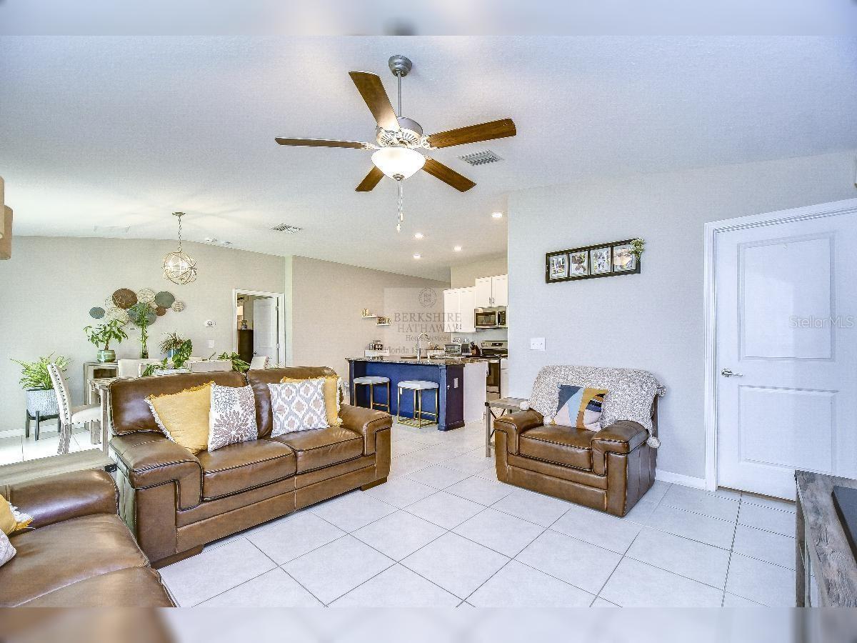 1412 TAHITIAN SUNRISE DR — photo 15