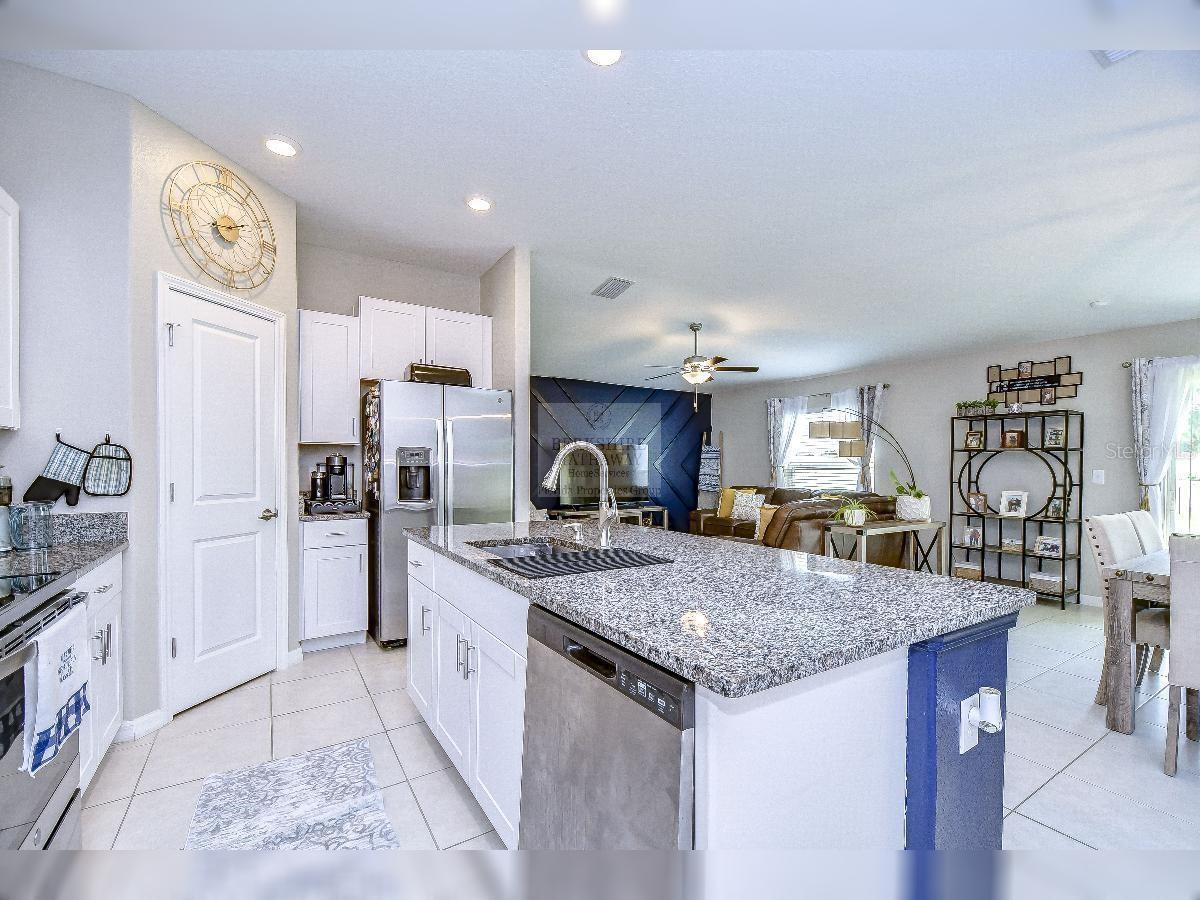 1412 TAHITIAN SUNRISE DR — photo 11