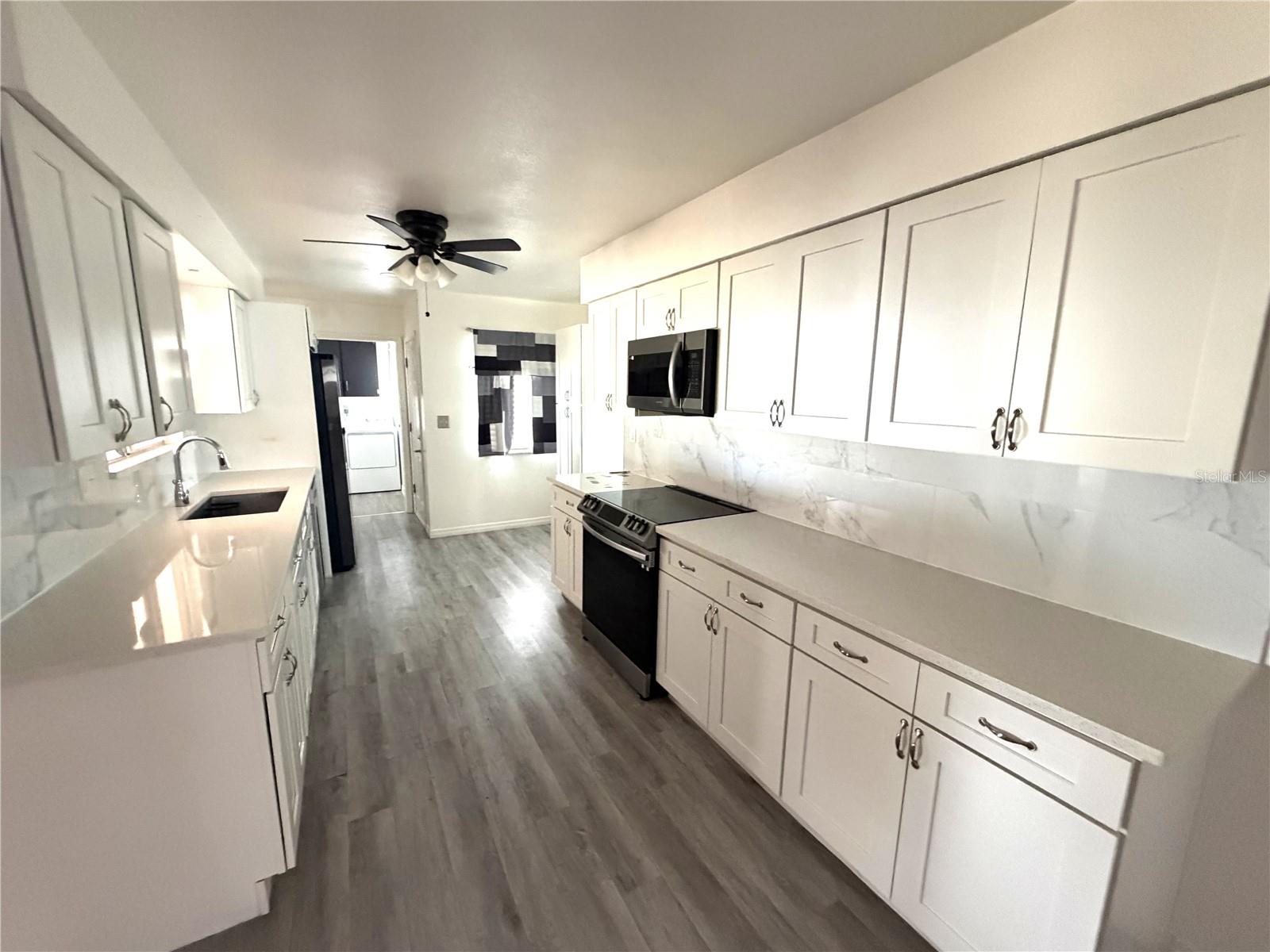 1205 HACIENDA DR — photo 5