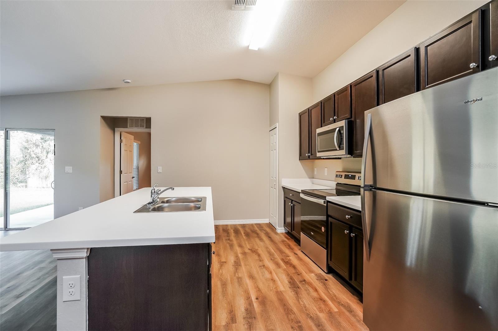 4638 JASLO AVE — photo 6