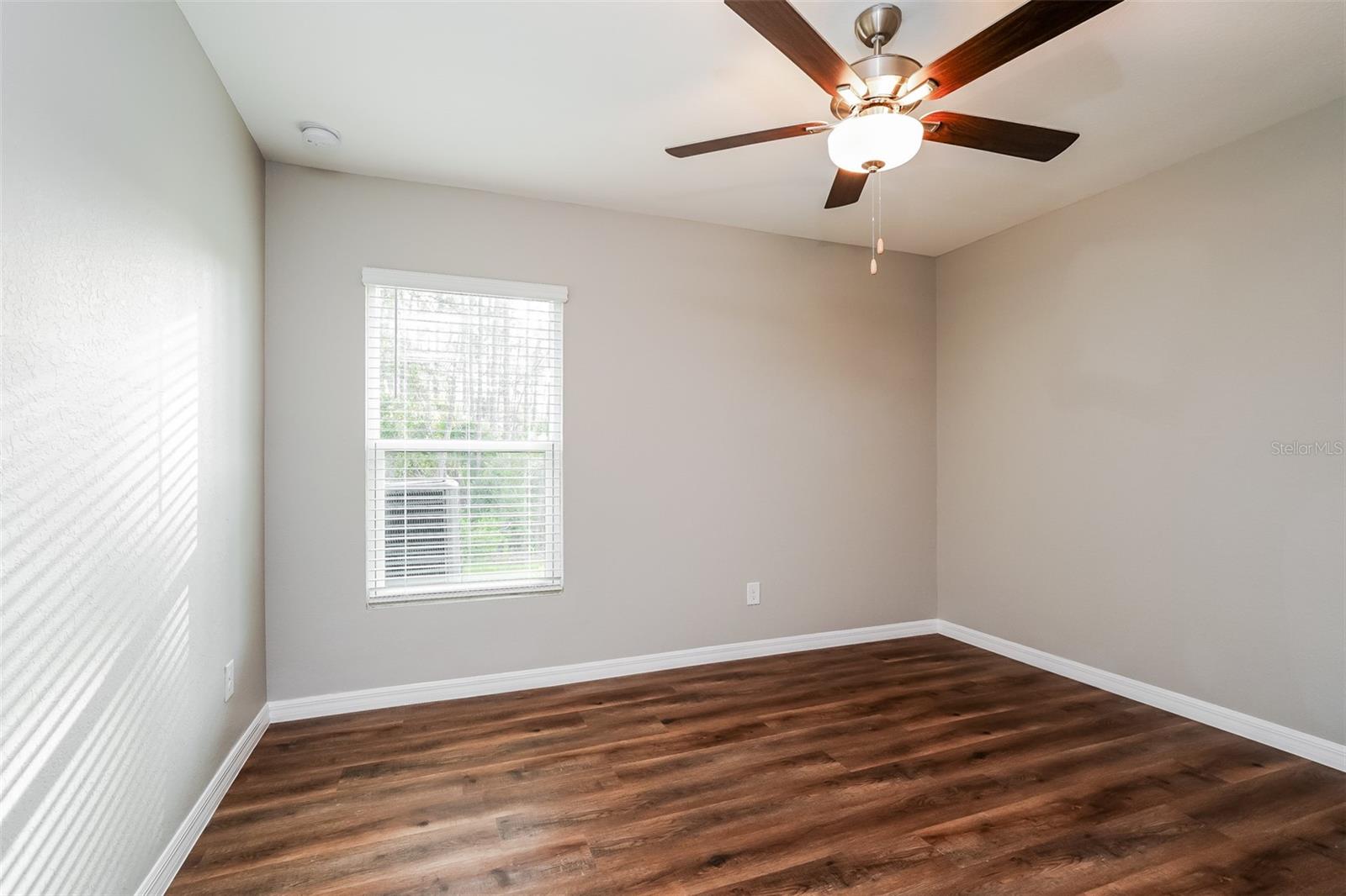 4638 JASLO AVE — photo 11
