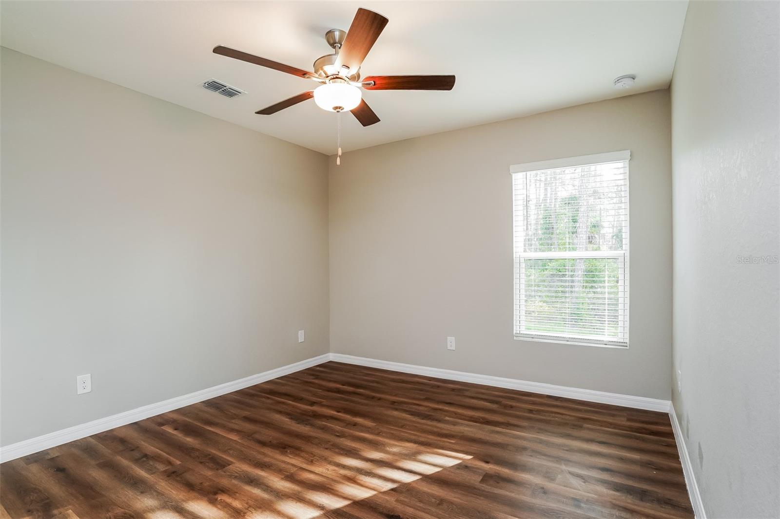 4638 JASLO AVE — photo 10