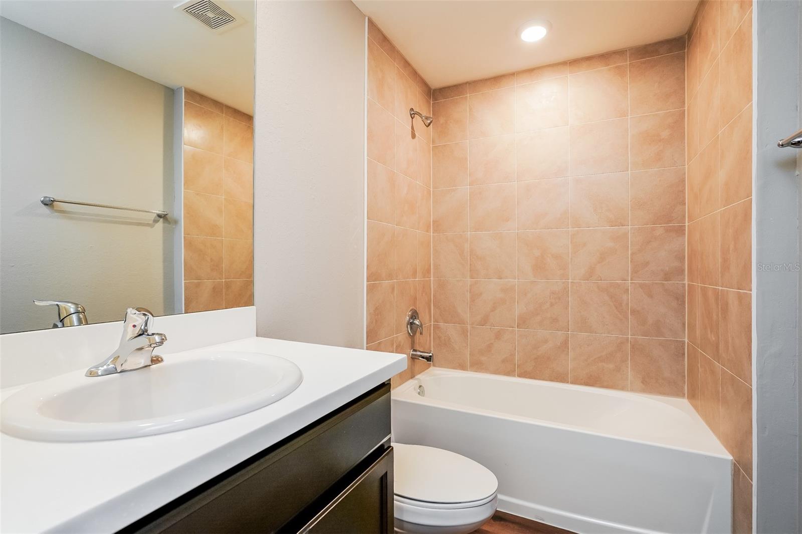 4638 JASLO AVE — photo 13