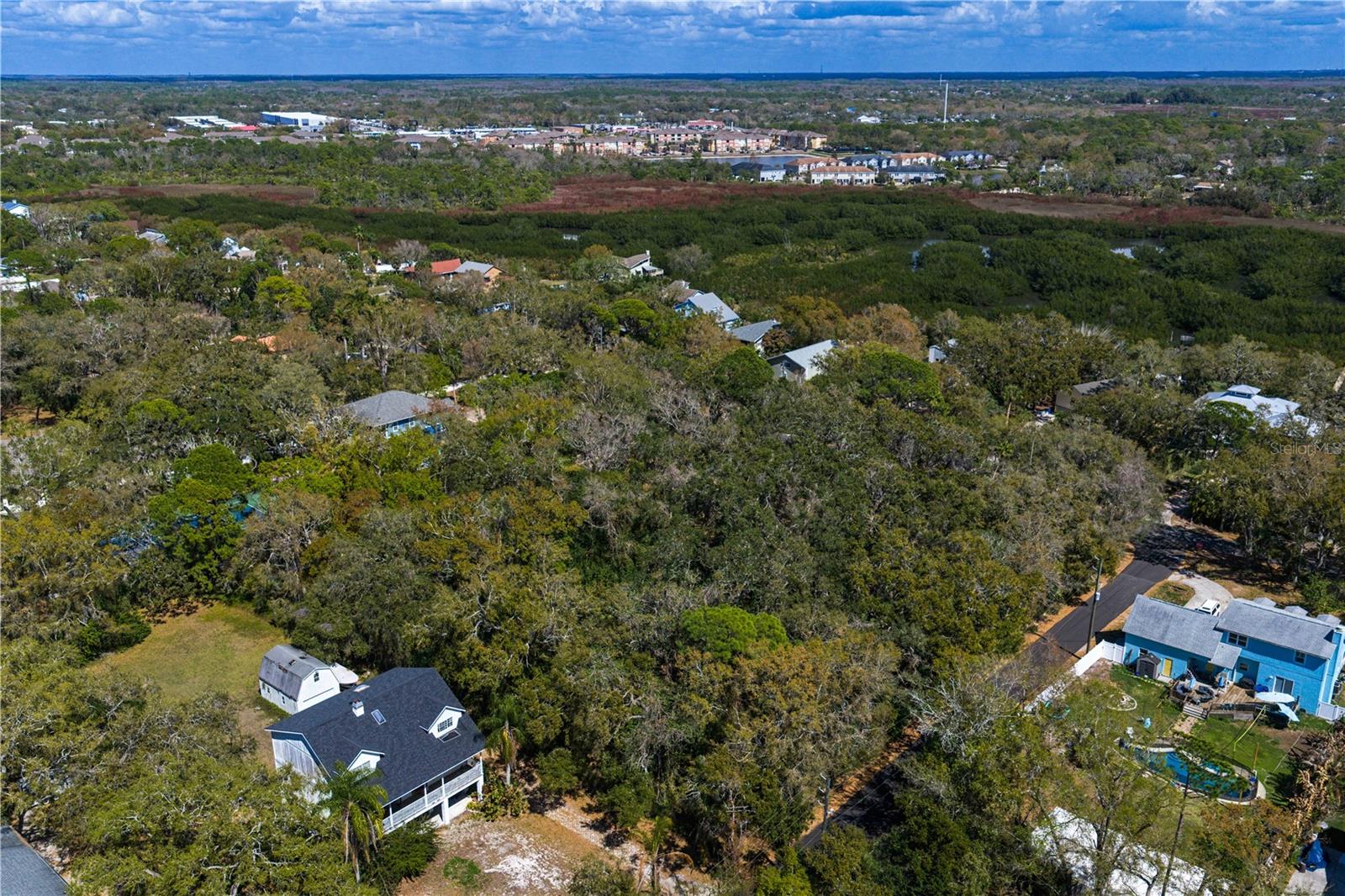 8004 BAY DR — photo 20