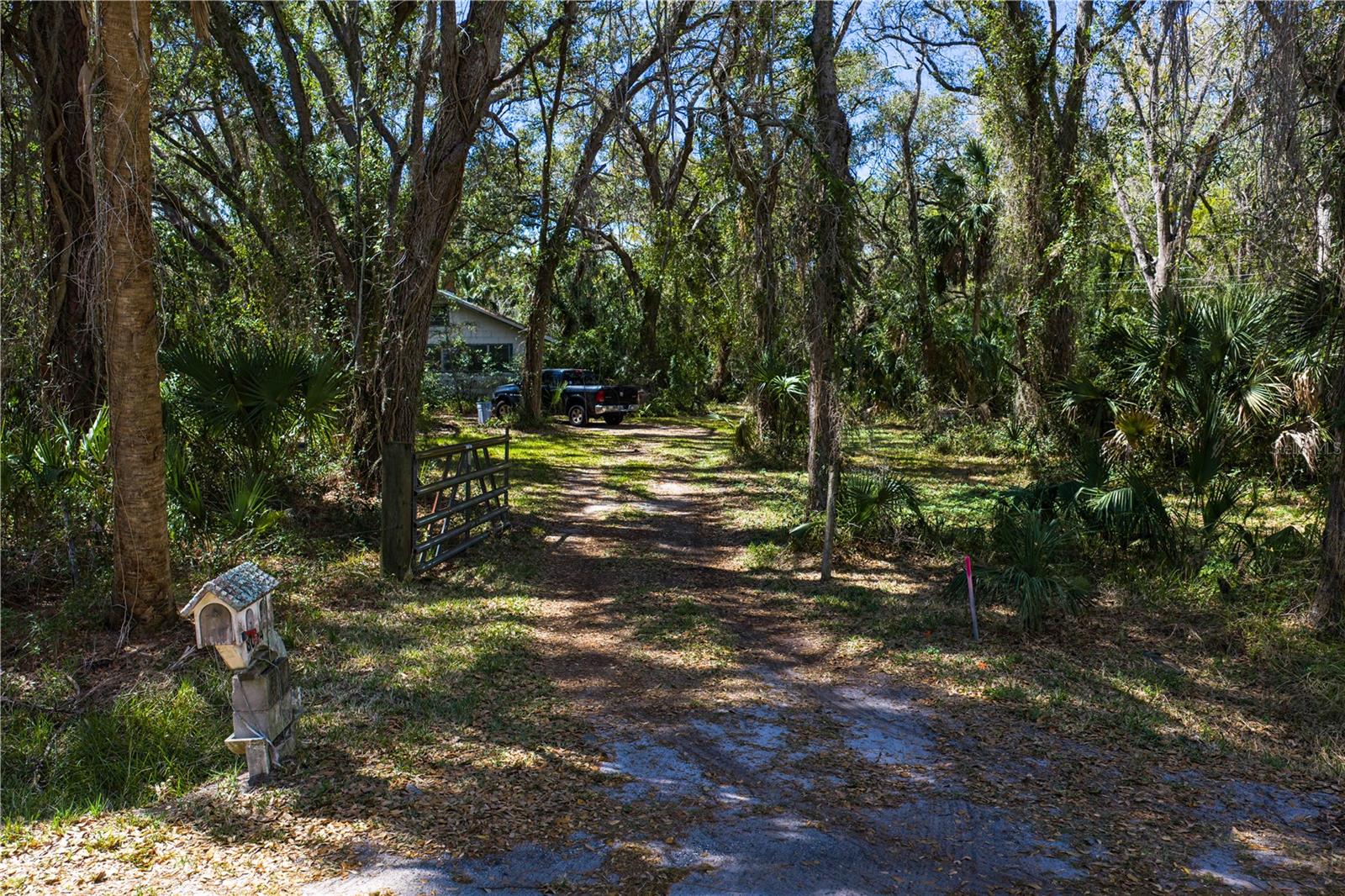 8004 BAY DR — photo 11