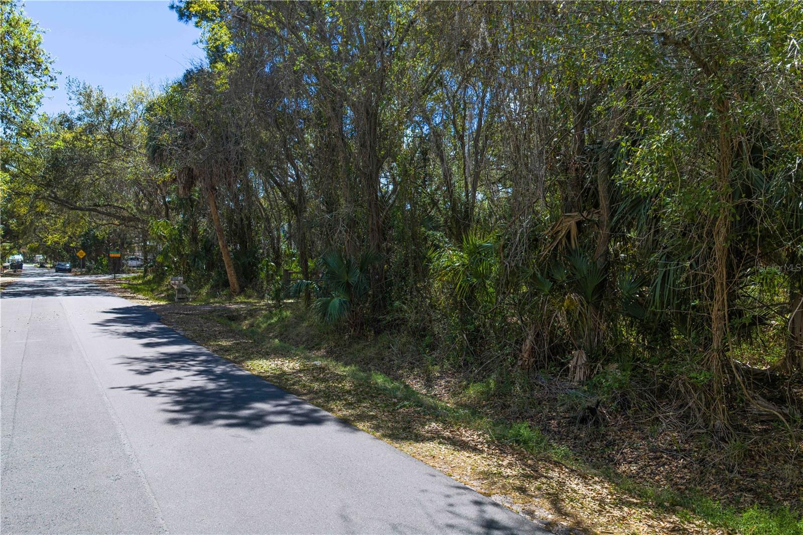 8004 BAY DR — photo 15