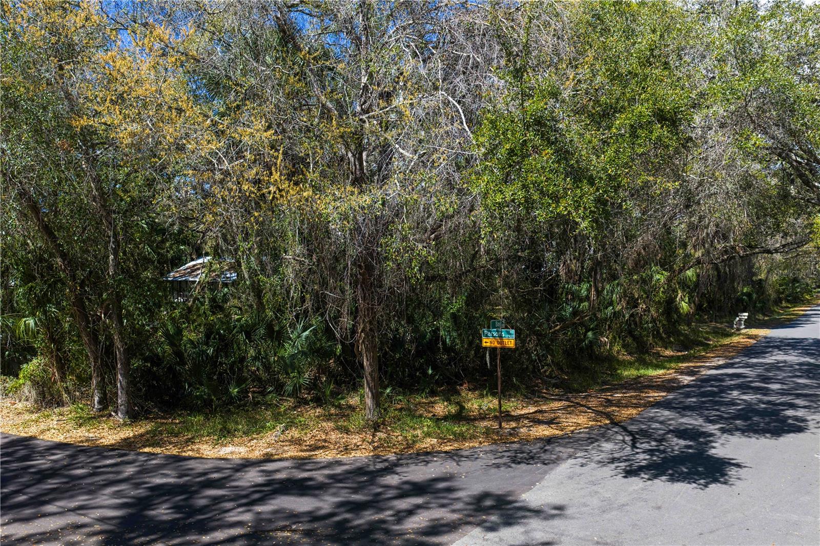 8004 BAY DR — photo 2