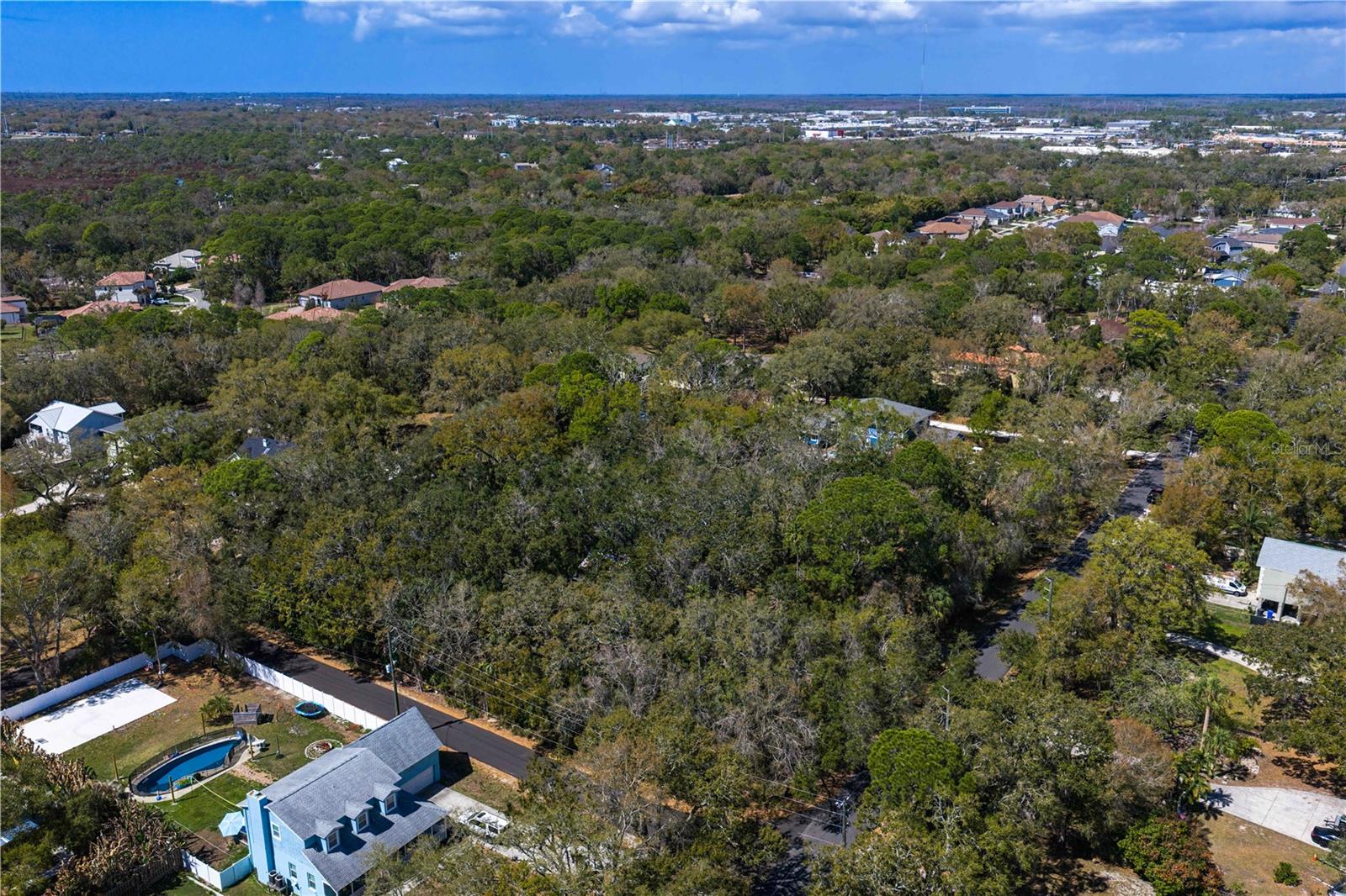8004 BAY DR — photo 22