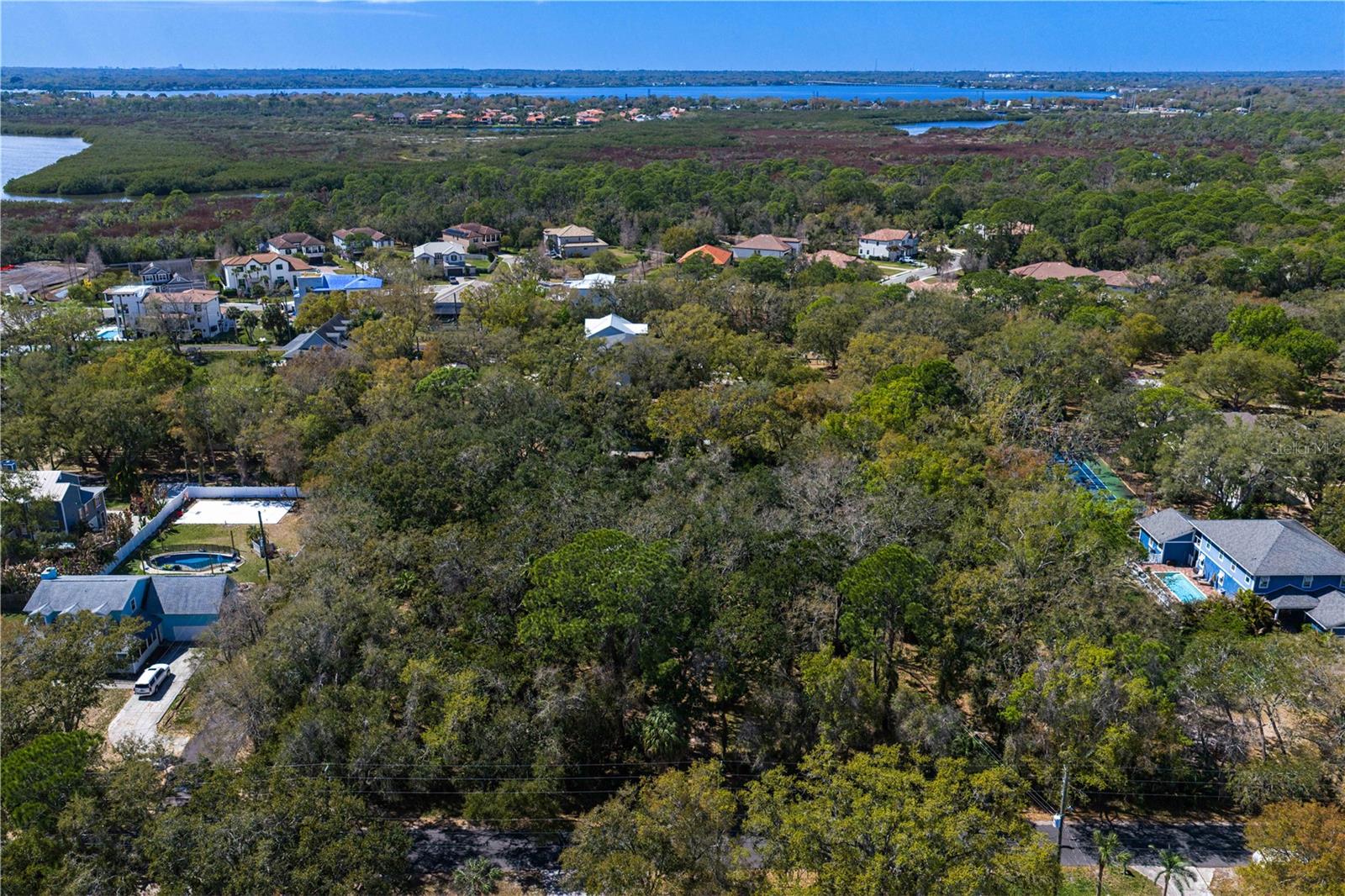8004 BAY DR — photo 16