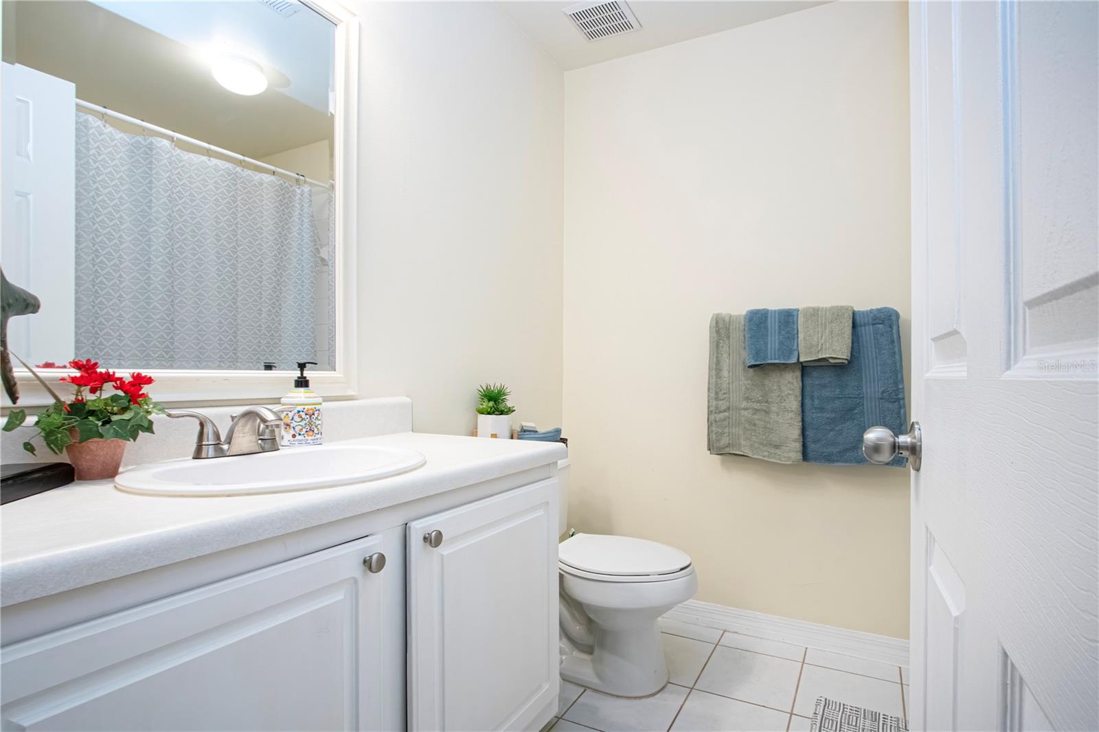 5711 BENTGRASS DR #19-202 — photo 15