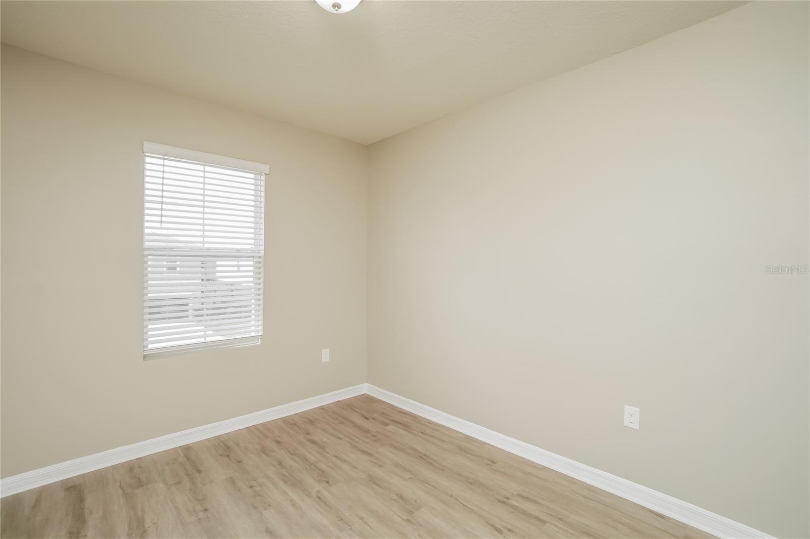 16726 SECRET MEADOW DR — photo 9