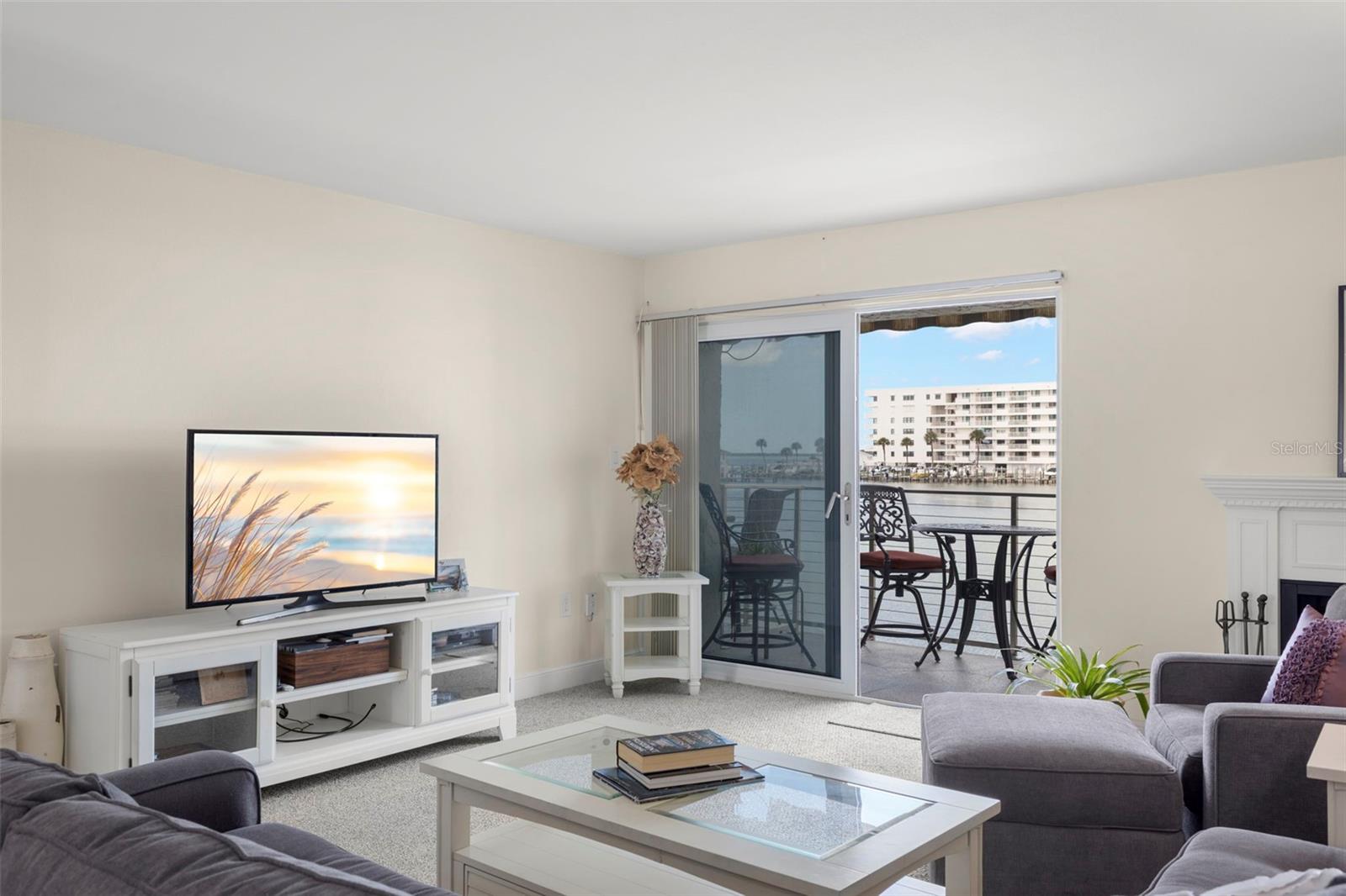 433 S PAULA DR #42 — photo 5