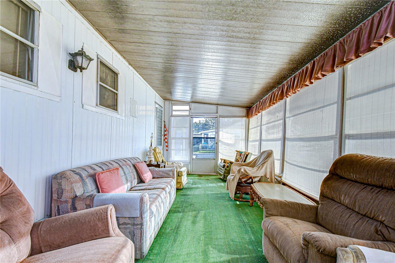 37427 HAMMOND DR — photo 19