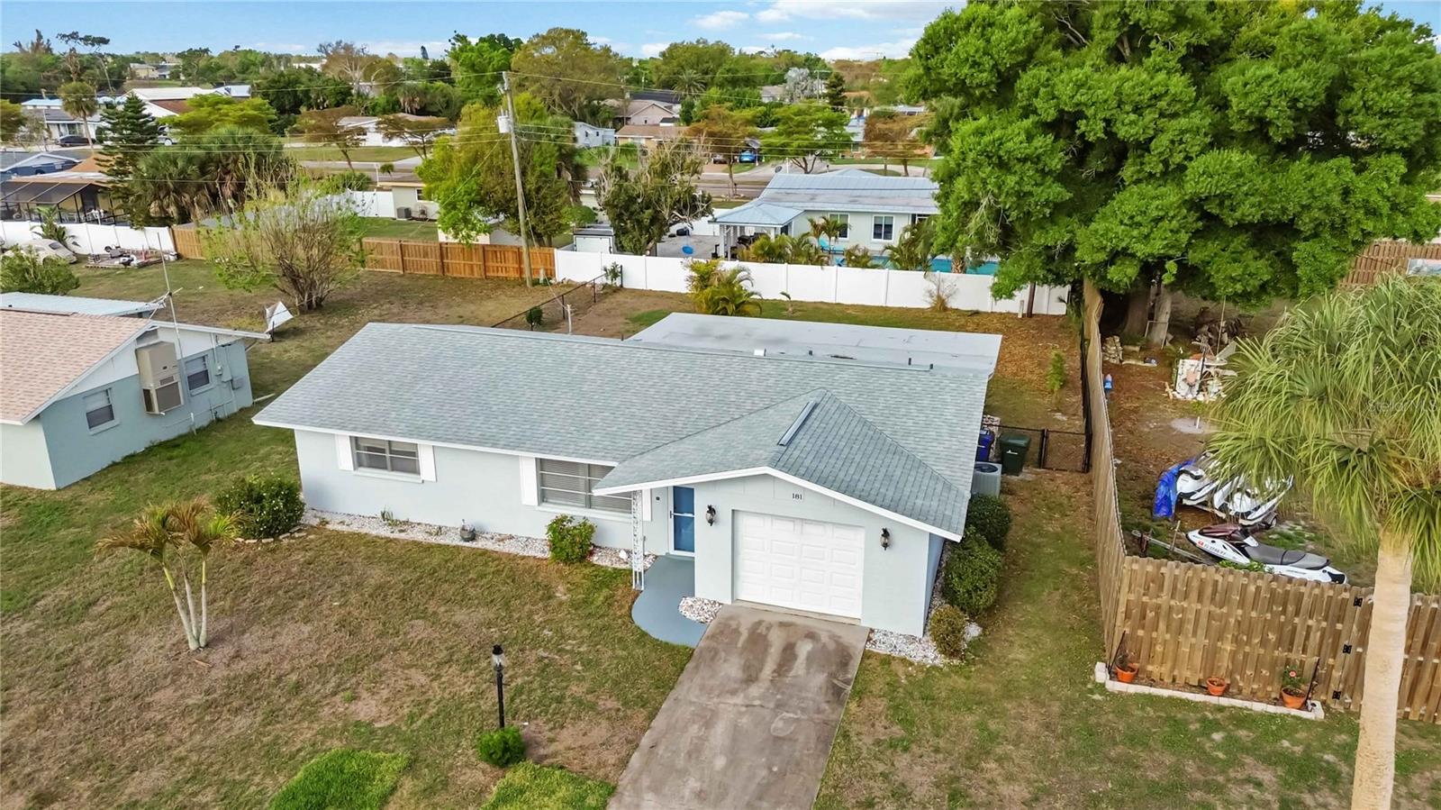 181 SANDHURST DR — photo 50