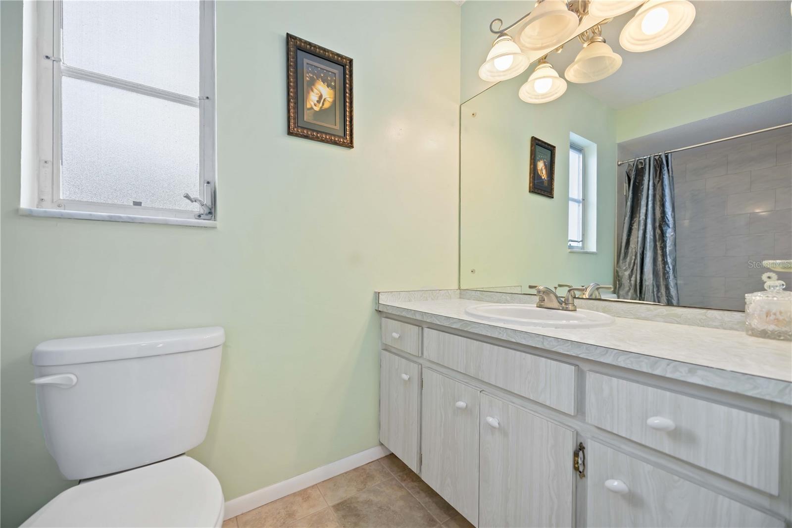 181 SANDHURST DR — photo 27