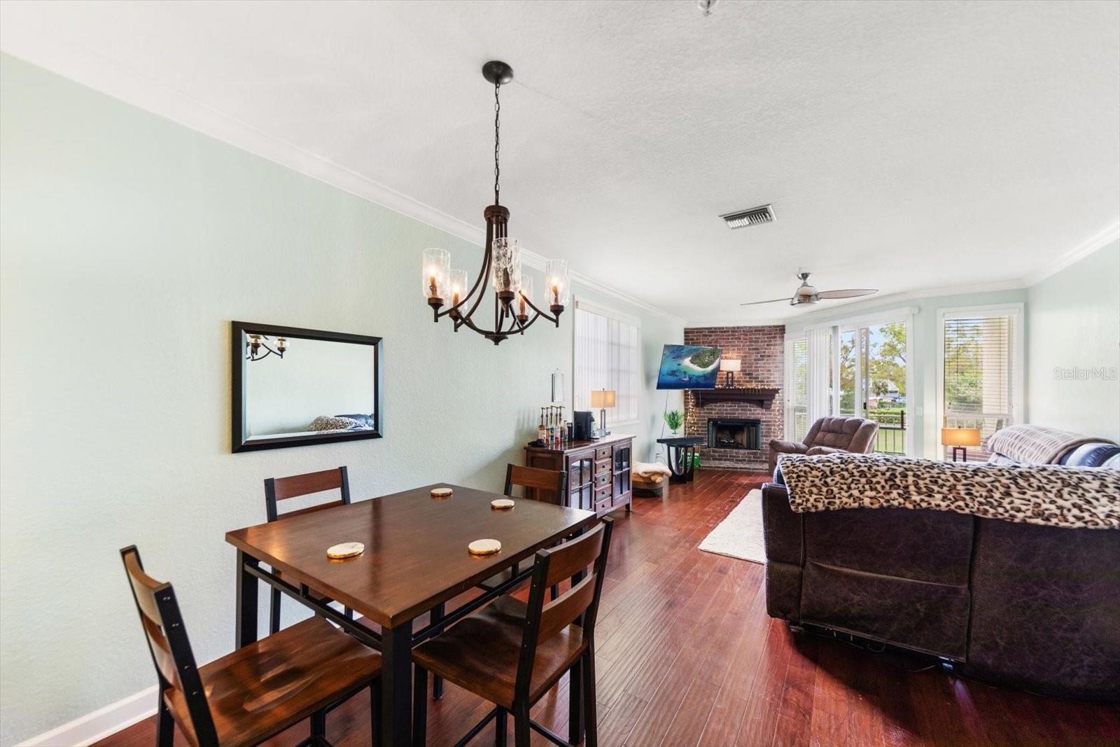 108 BRENT CIR — photo 19