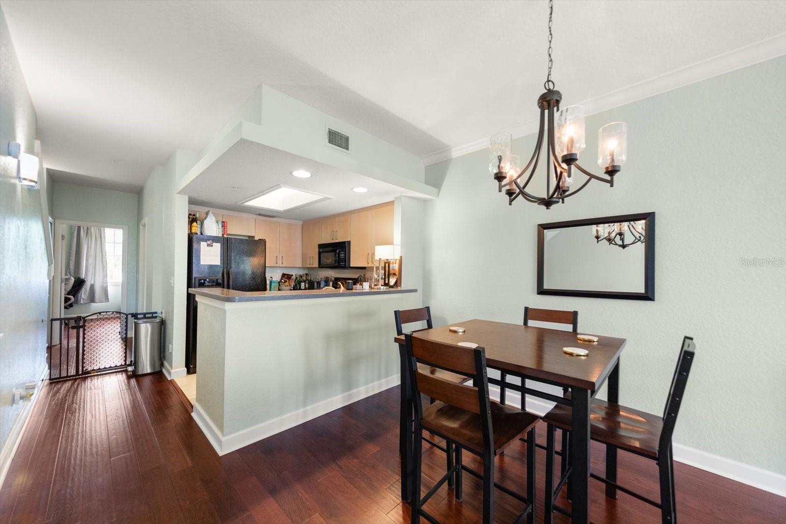 108 BRENT CIR — photo 20