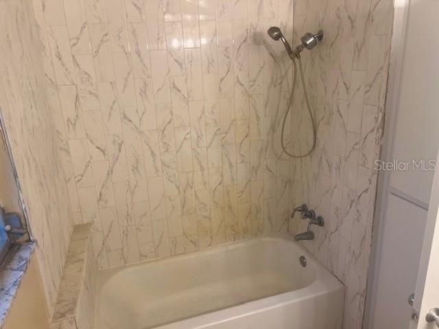 16406 LAKE BYRD DR — photo 9