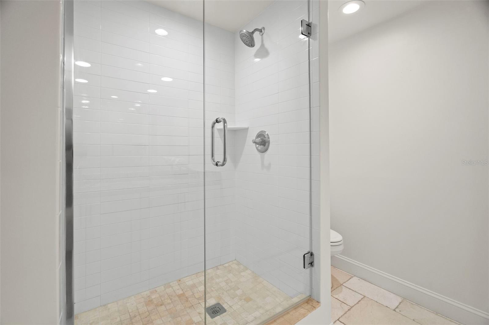 4 BELLEVIEW BLVD #108 — photo 25