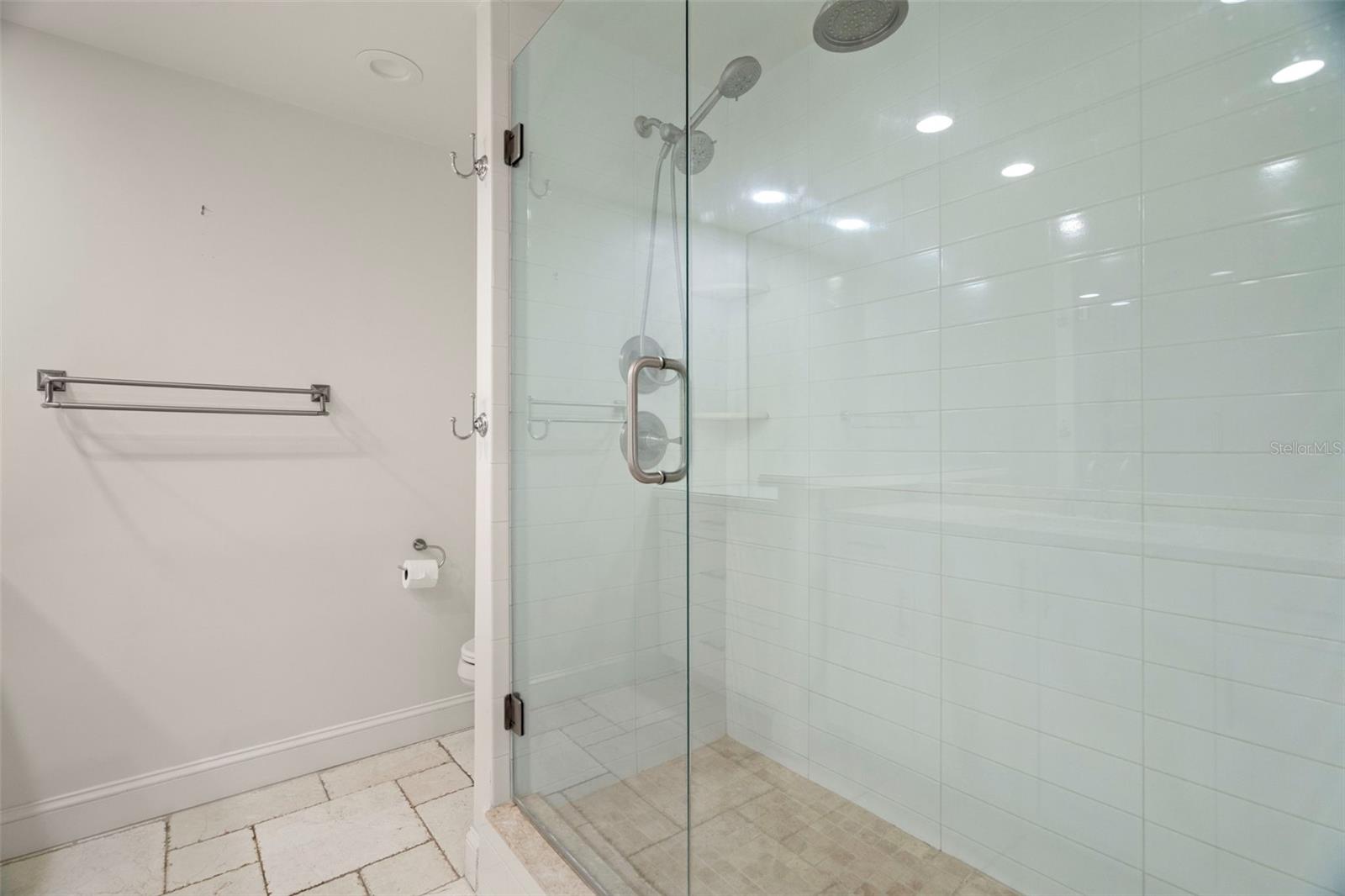 4 BELLEVIEW BLVD #108 — photo 19