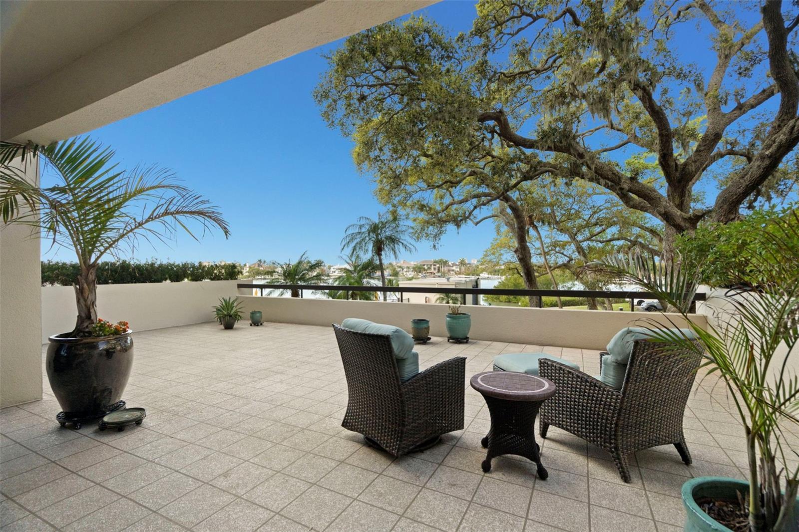 4 BELLEVIEW BLVD #108 — photo 27