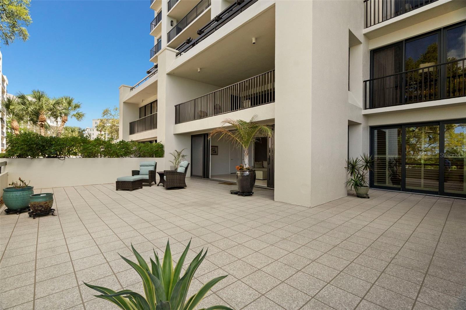 4 BELLEVIEW BLVD #108 — photo 32