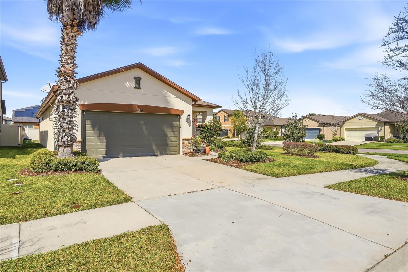 1724 PASSAGE KEY LN — photo 2