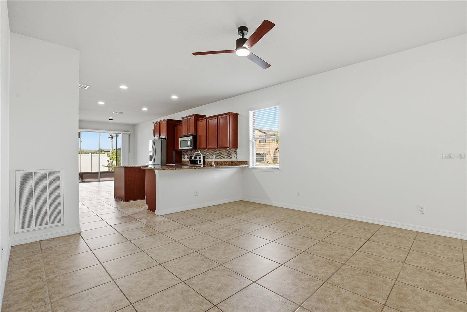 1724 PASSAGE KEY LN — photo 9