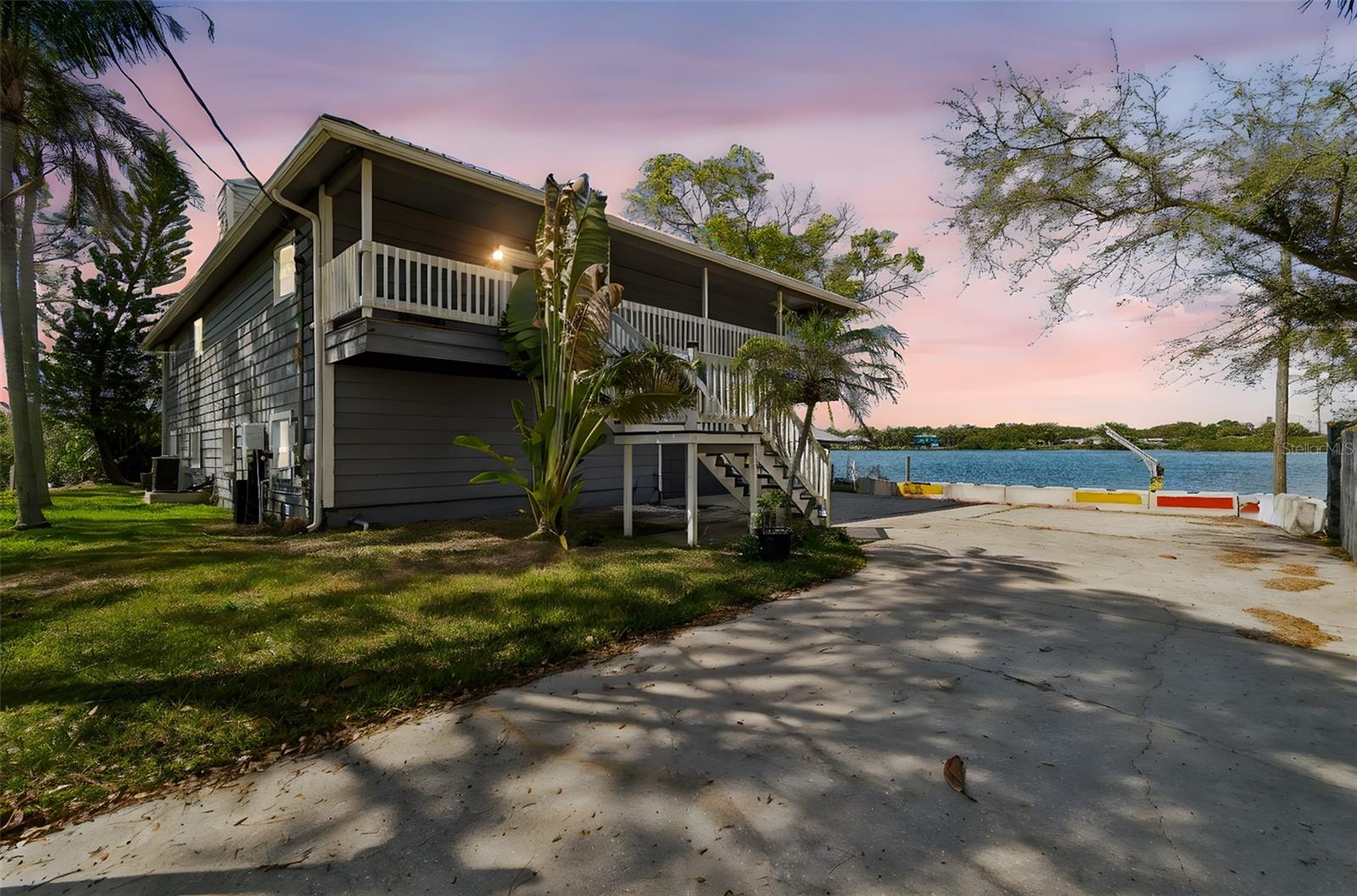 9901 BAY DR — photo 2