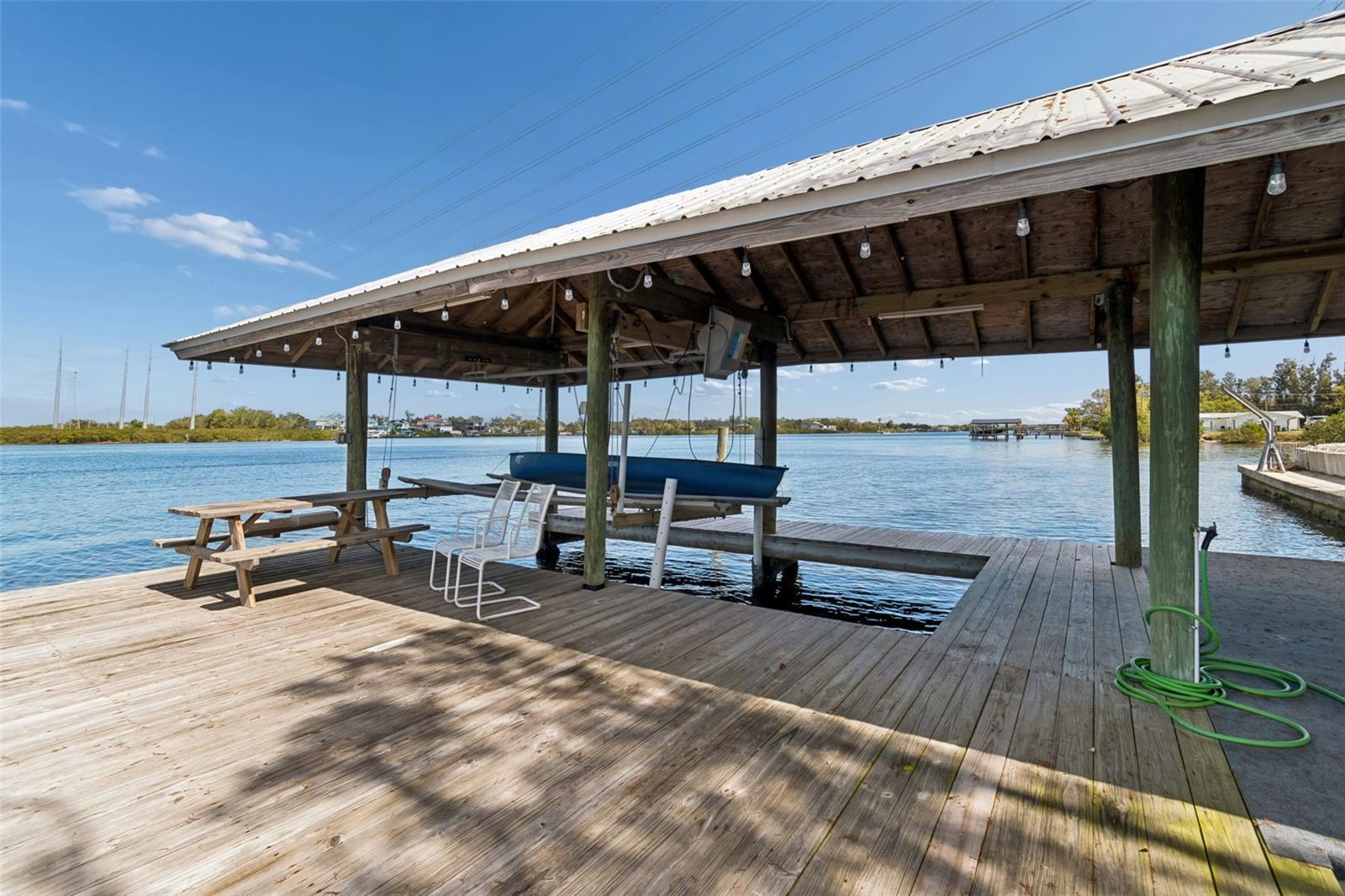 9901 BAY DR — photo 51