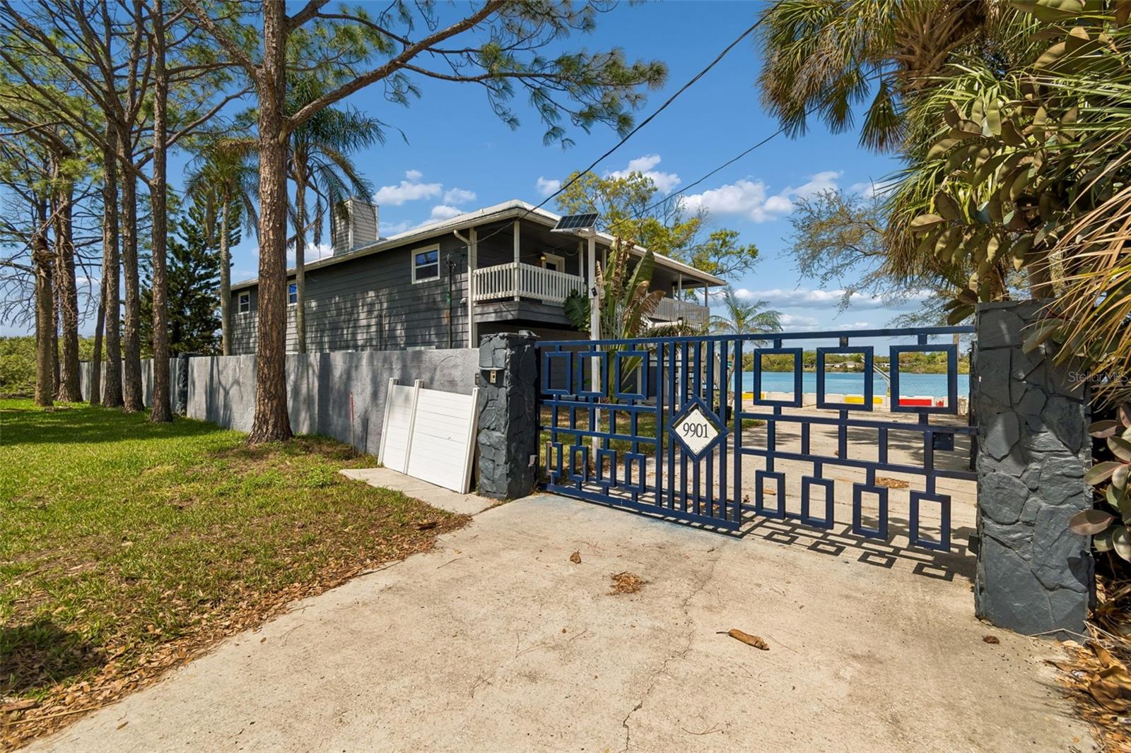 9901 BAY DR — photo 45