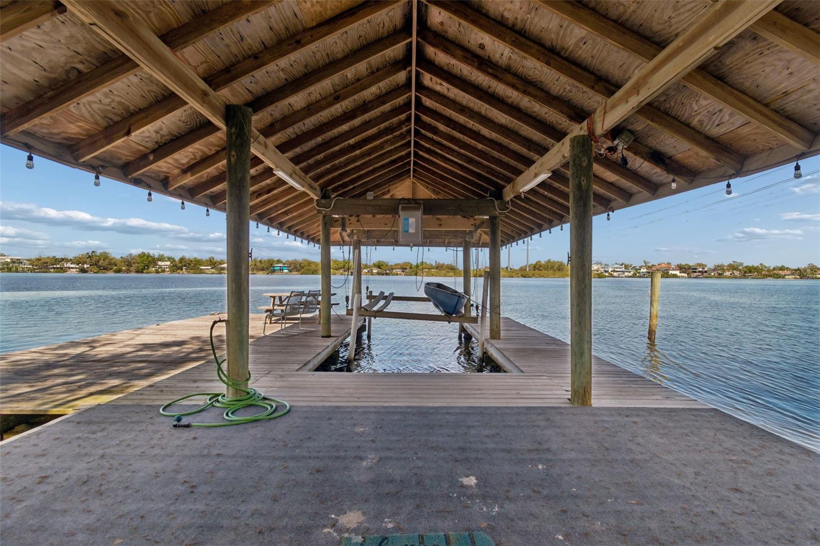 9901 BAY DR — photo 48