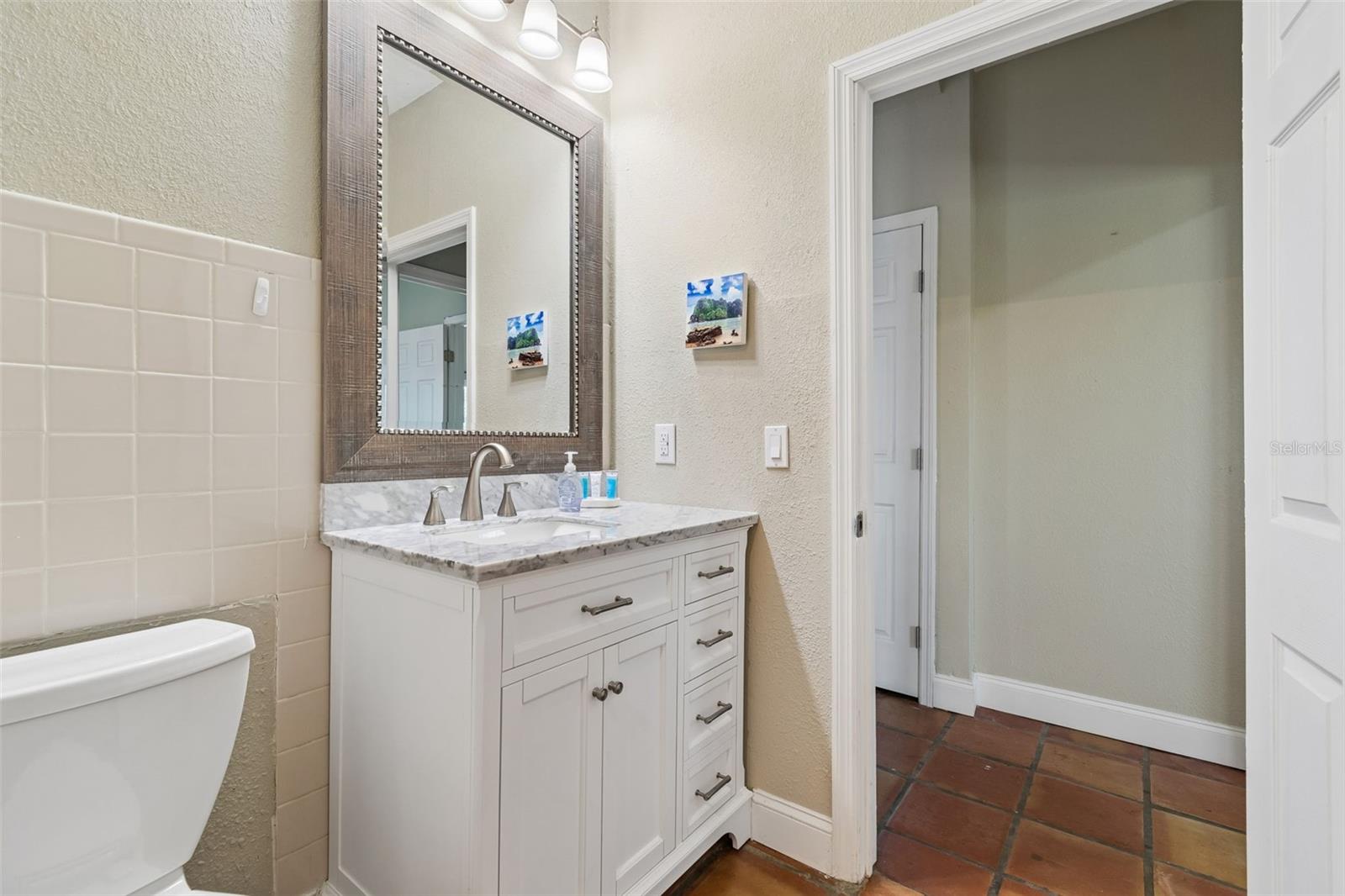 9901 BAY DR — photo 36