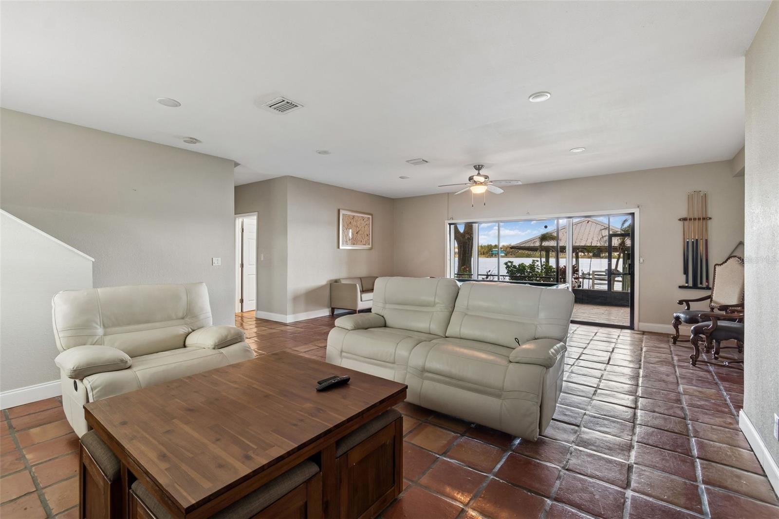 9901 BAY DR — photo 42