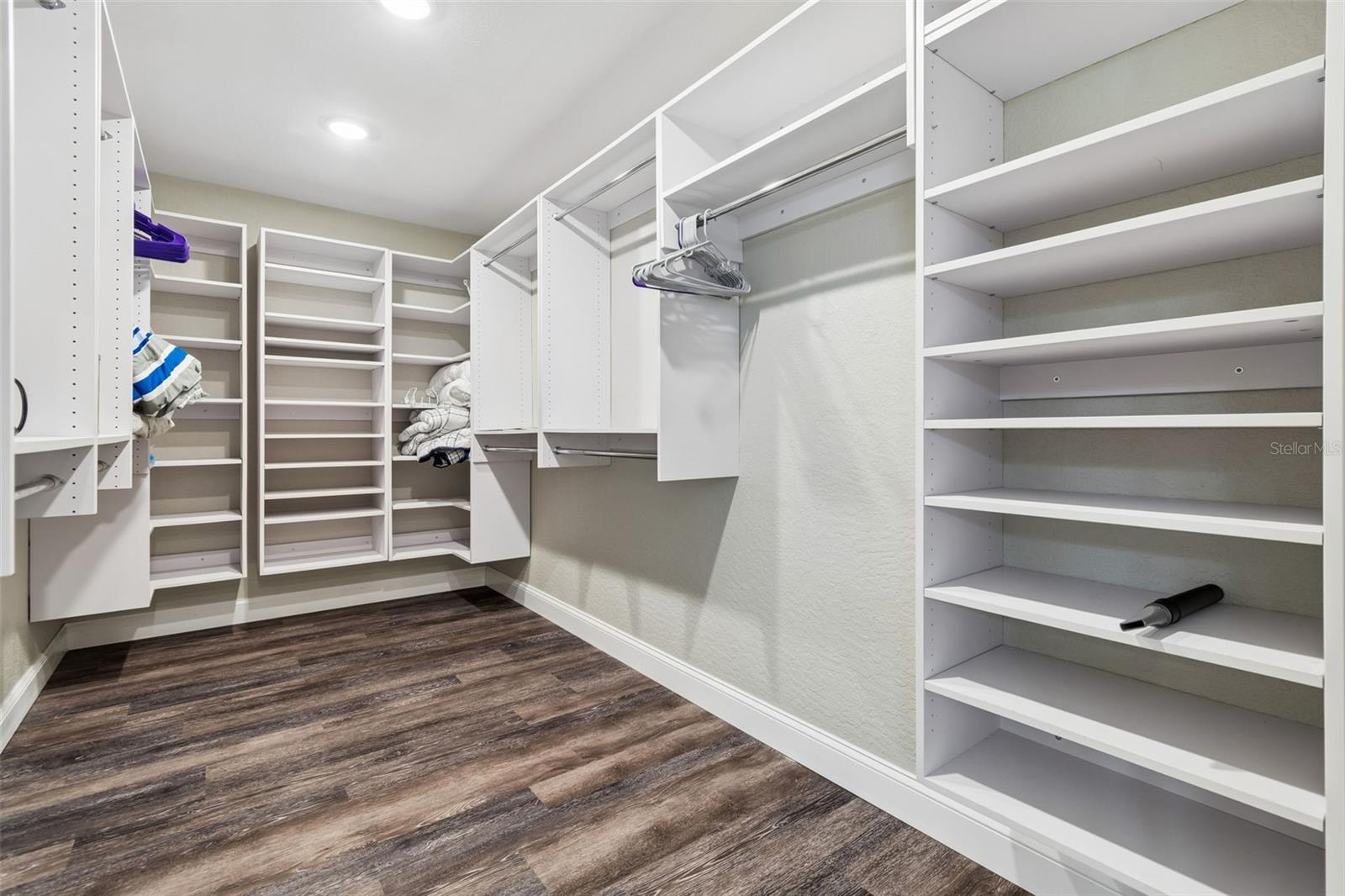 9901 BAY DR — photo 20