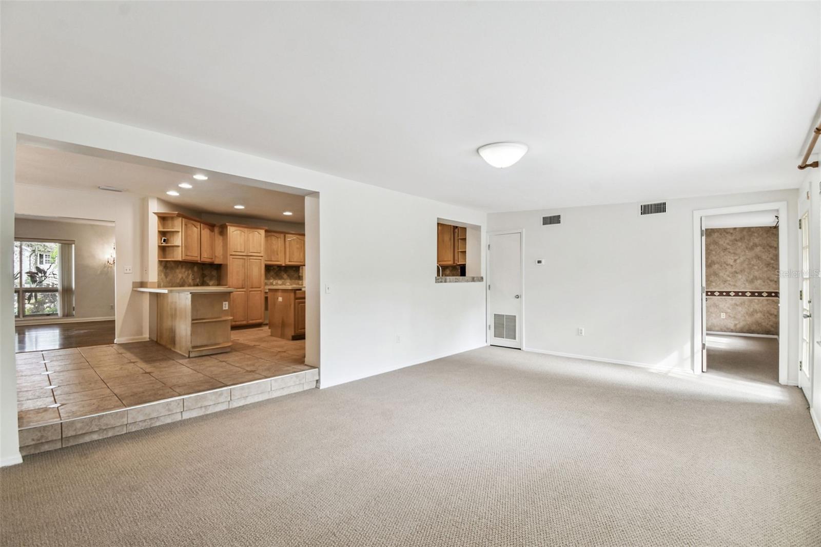 4508 HENDERSON BLVD — photo 11