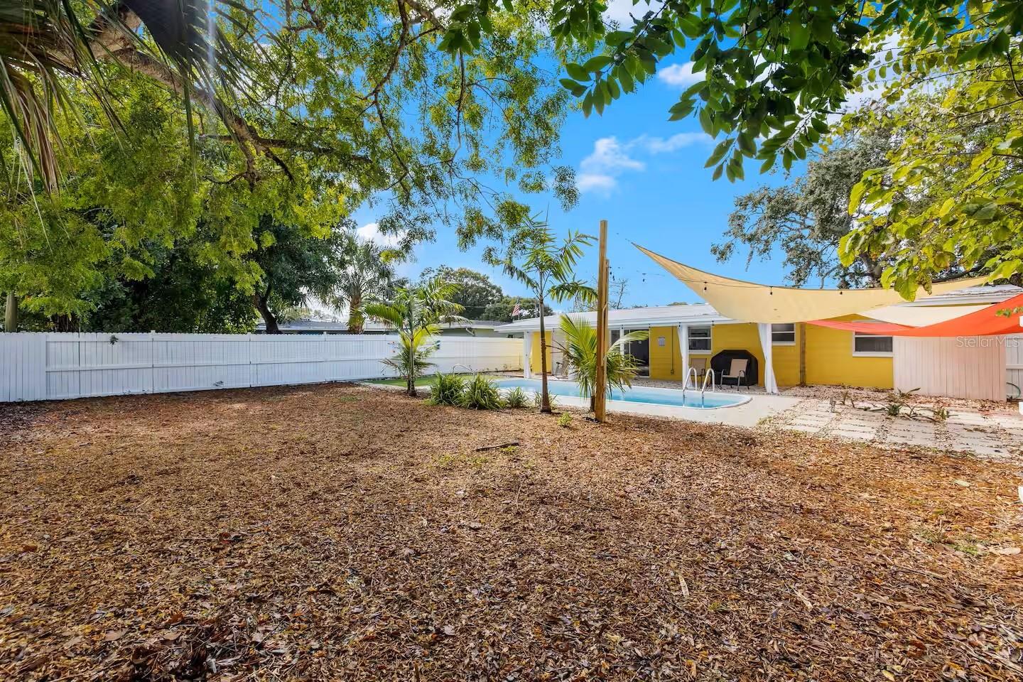 8215 QUAIL RD — photo 18