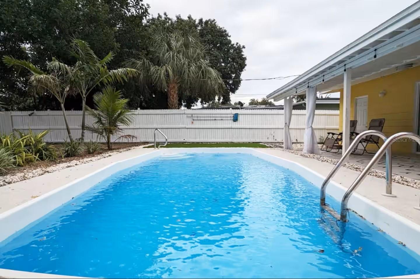 8215 QUAIL RD — photo 21