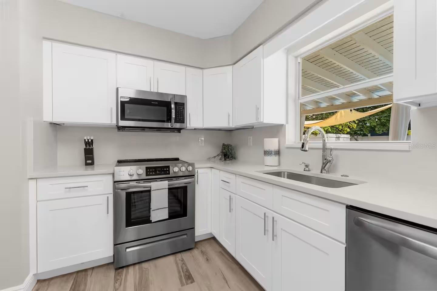 8215 QUAIL RD — photo 5