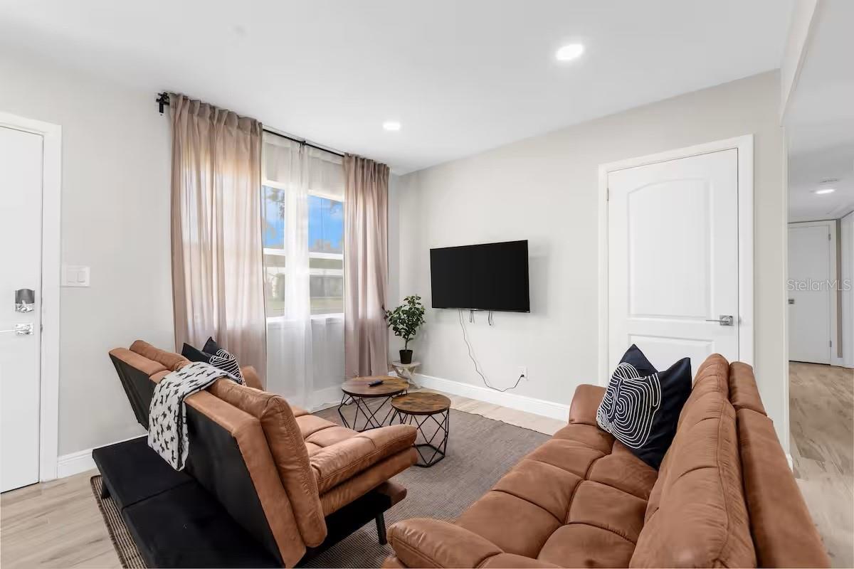 8215 QUAIL RD — photo 10