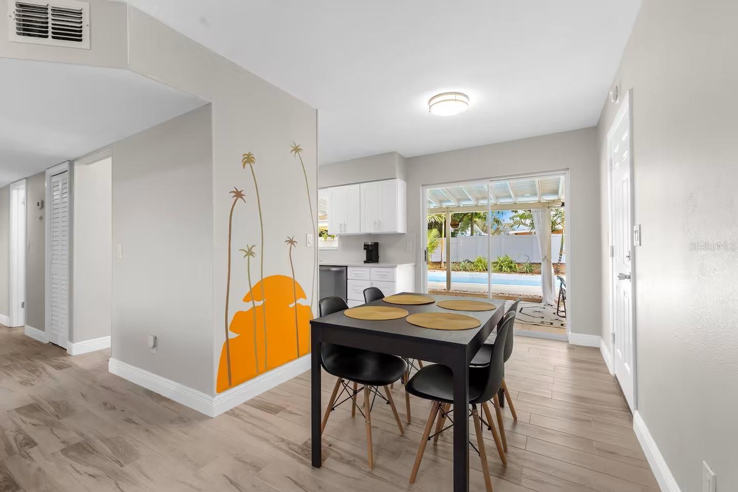 8215 QUAIL RD — photo 8