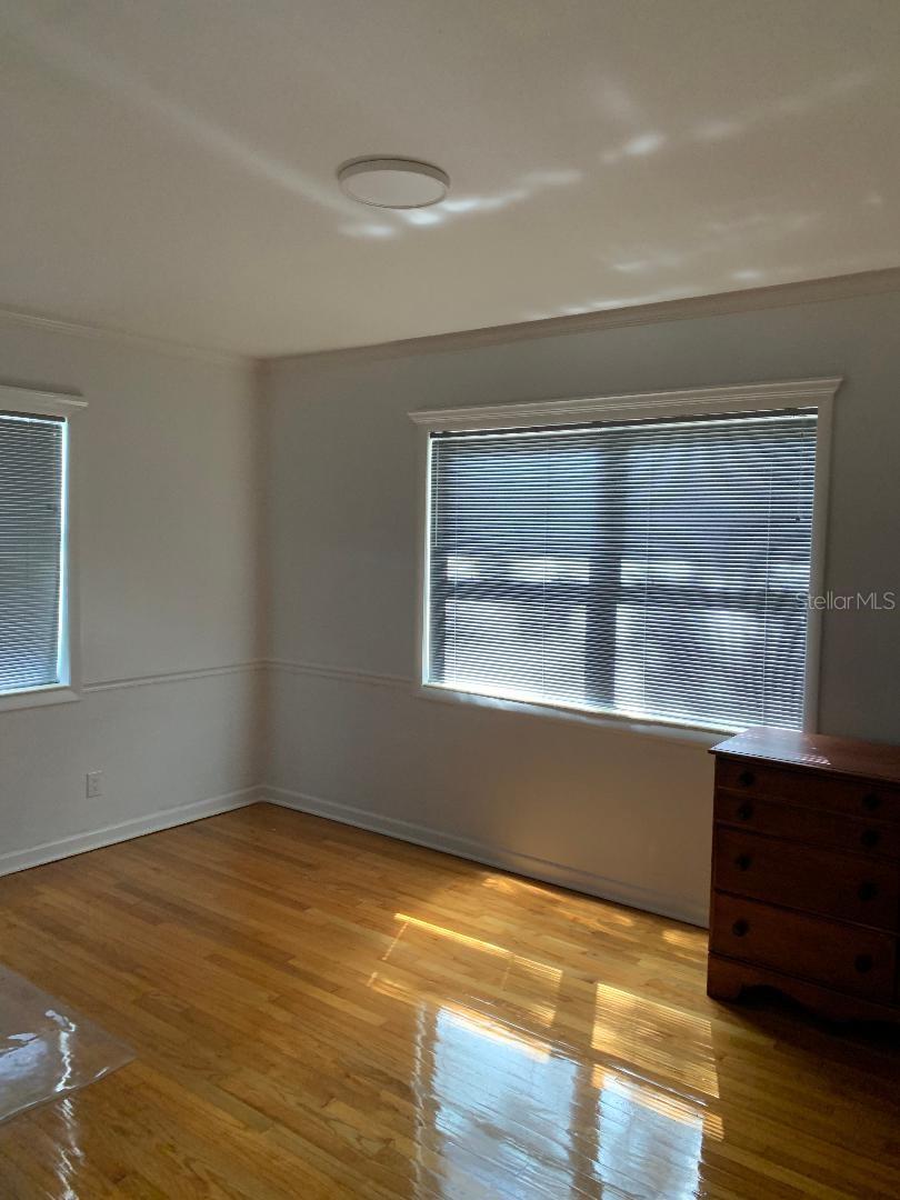 362 FOSTER LN — photo 4