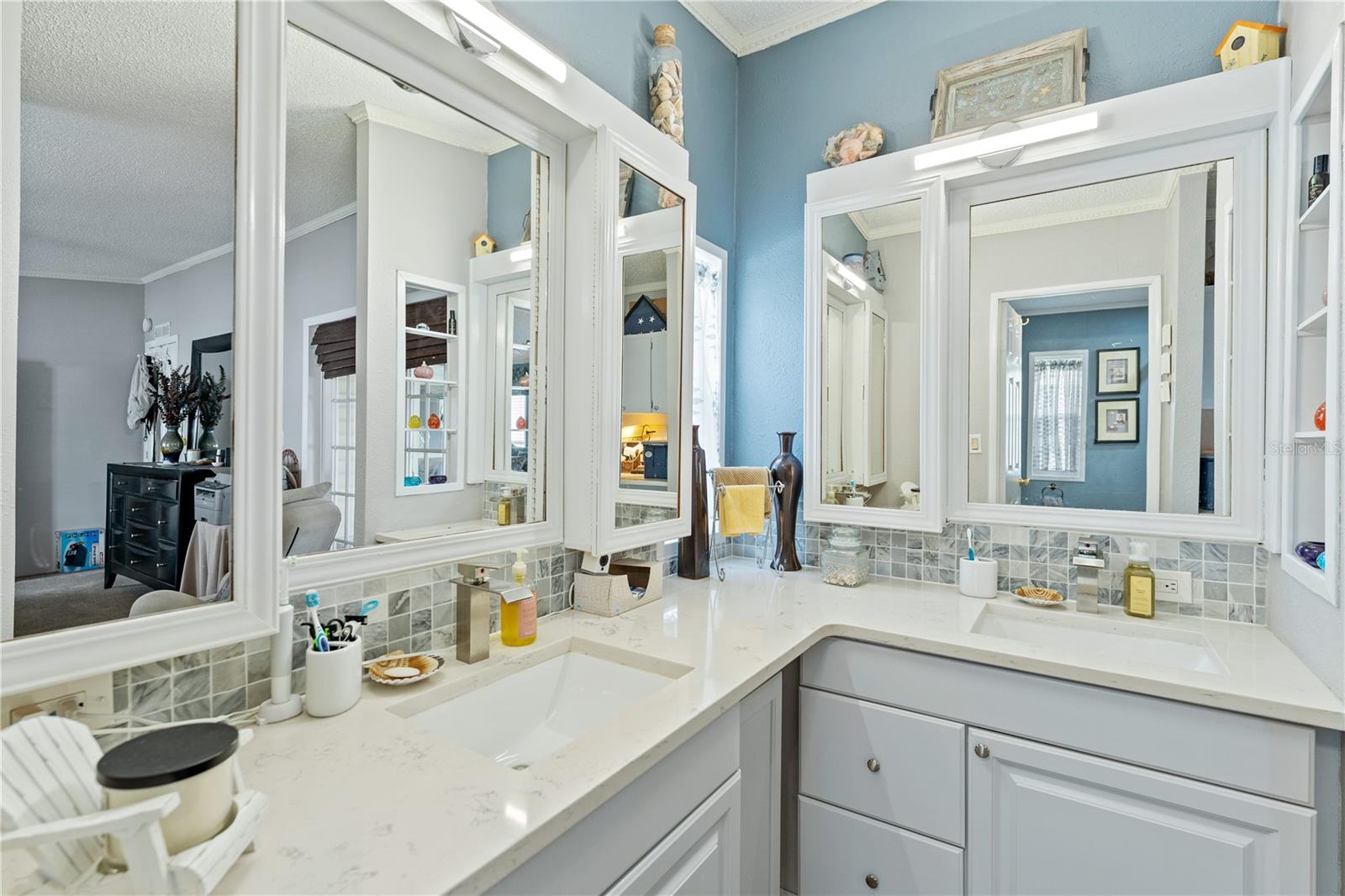 3120 POND HOLLOW ST — photo 4