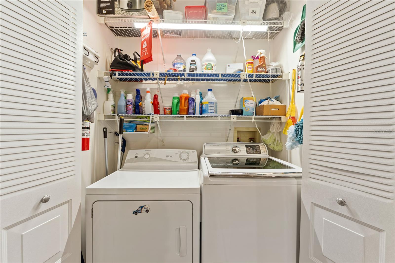 3120 POND HOLLOW ST — photo 40