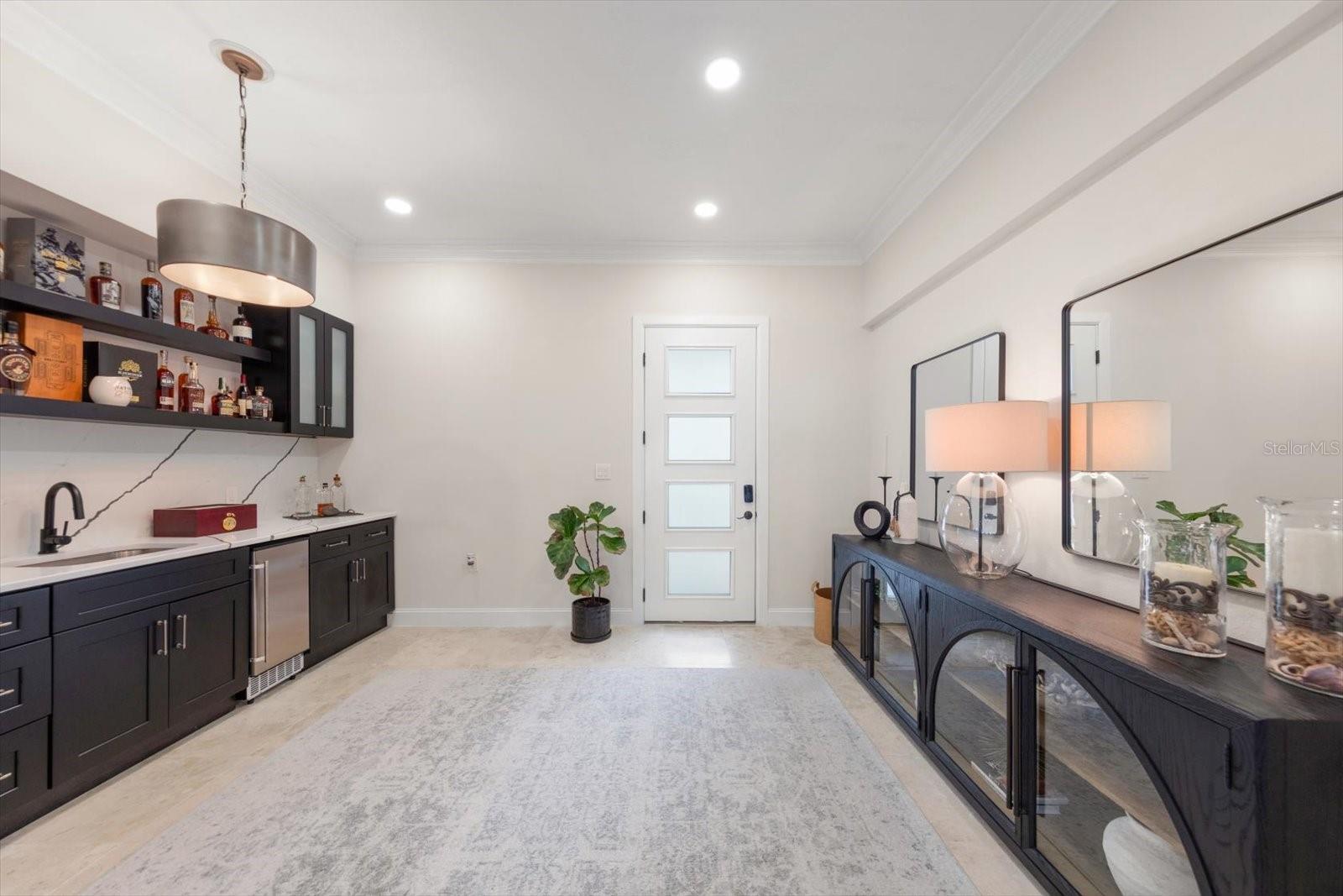 430 PALM IS SE — photo 16