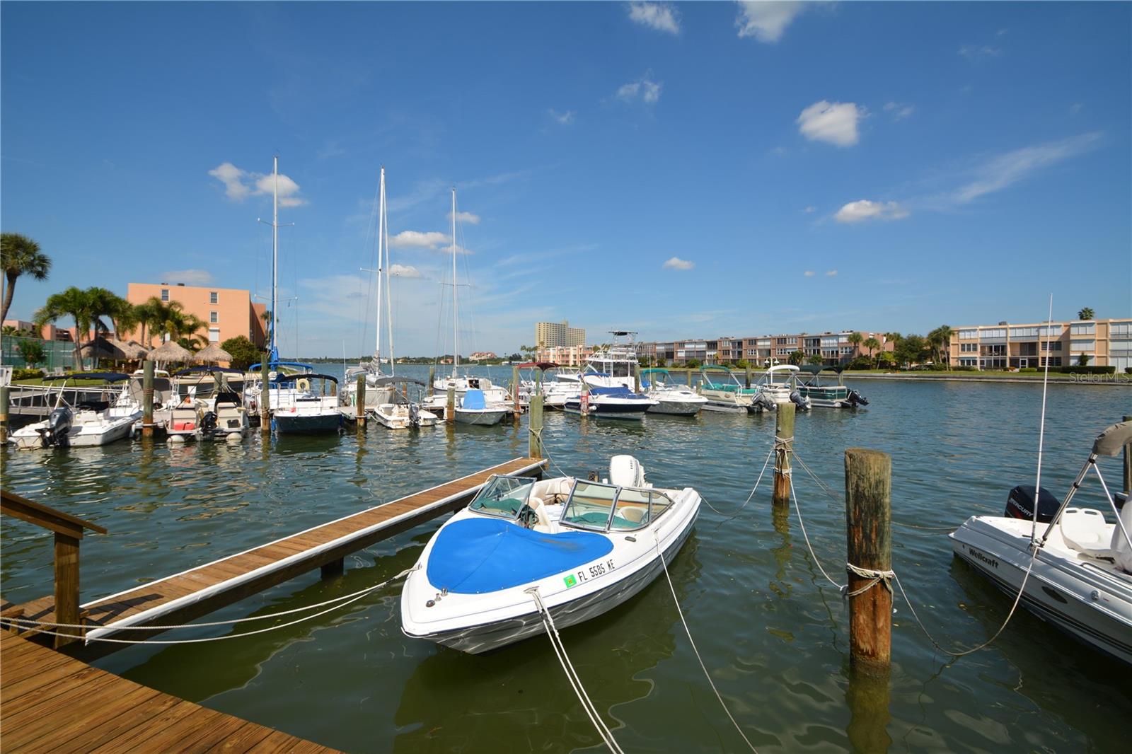 7425 BAY ISLAND DR S #103 — photo 23