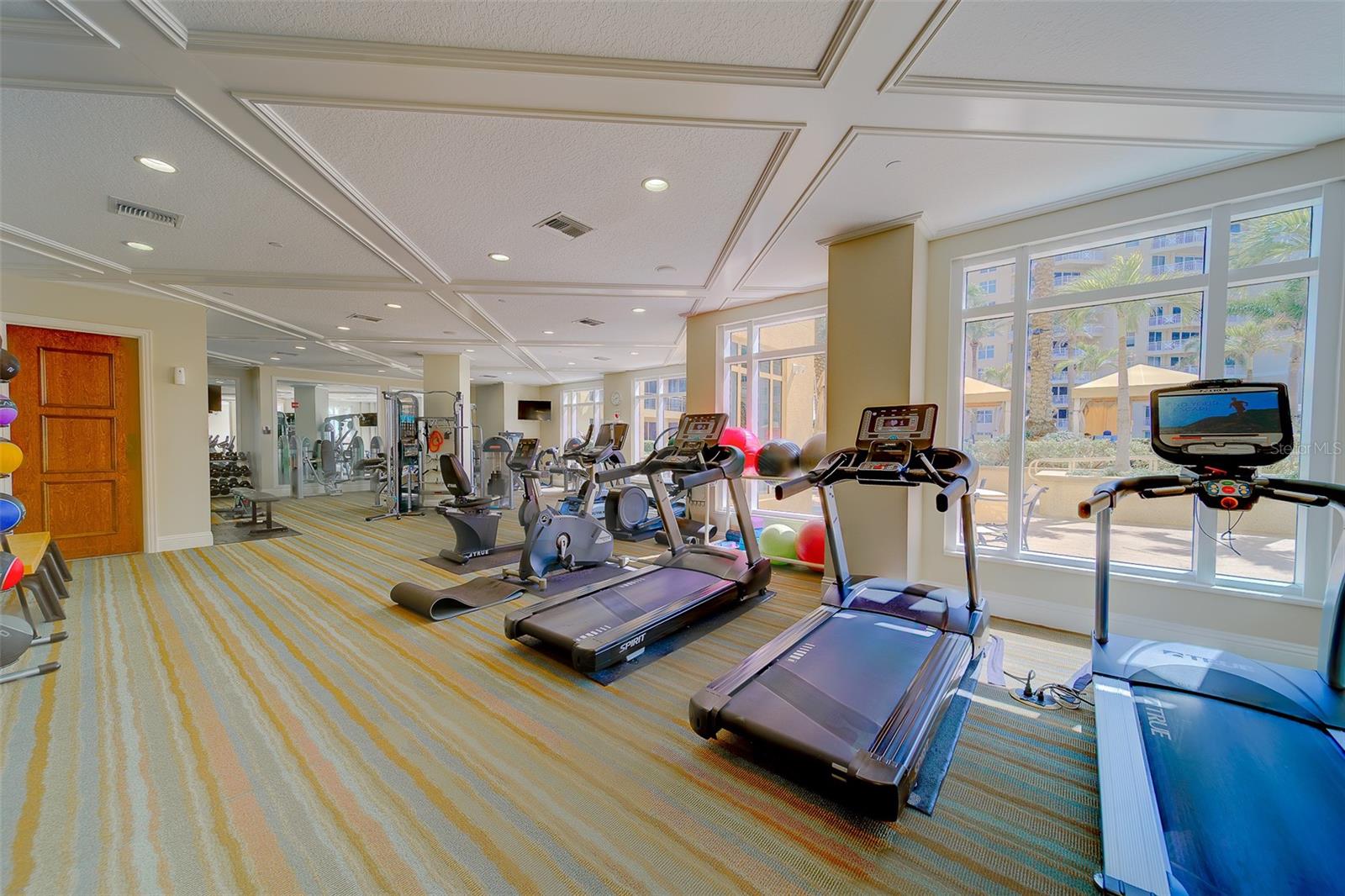 11 BAYMONT ST #1109 — photo 32