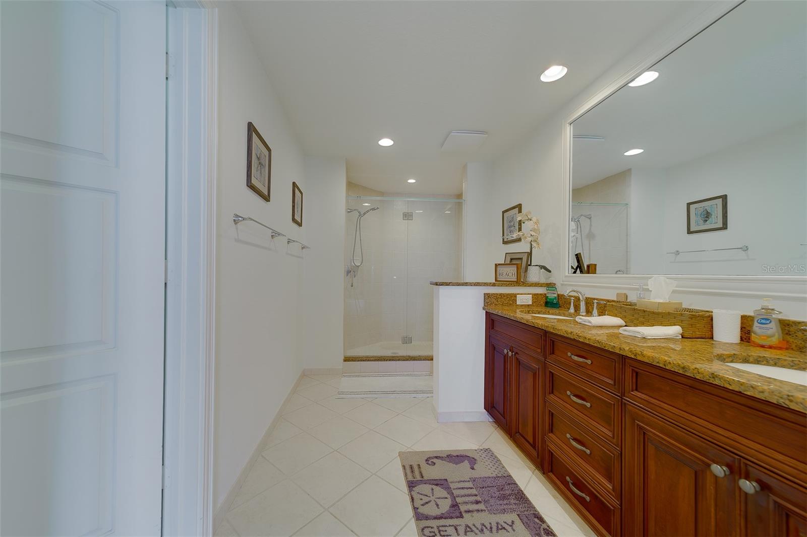 11 BAYMONT ST #1109 — photo 23