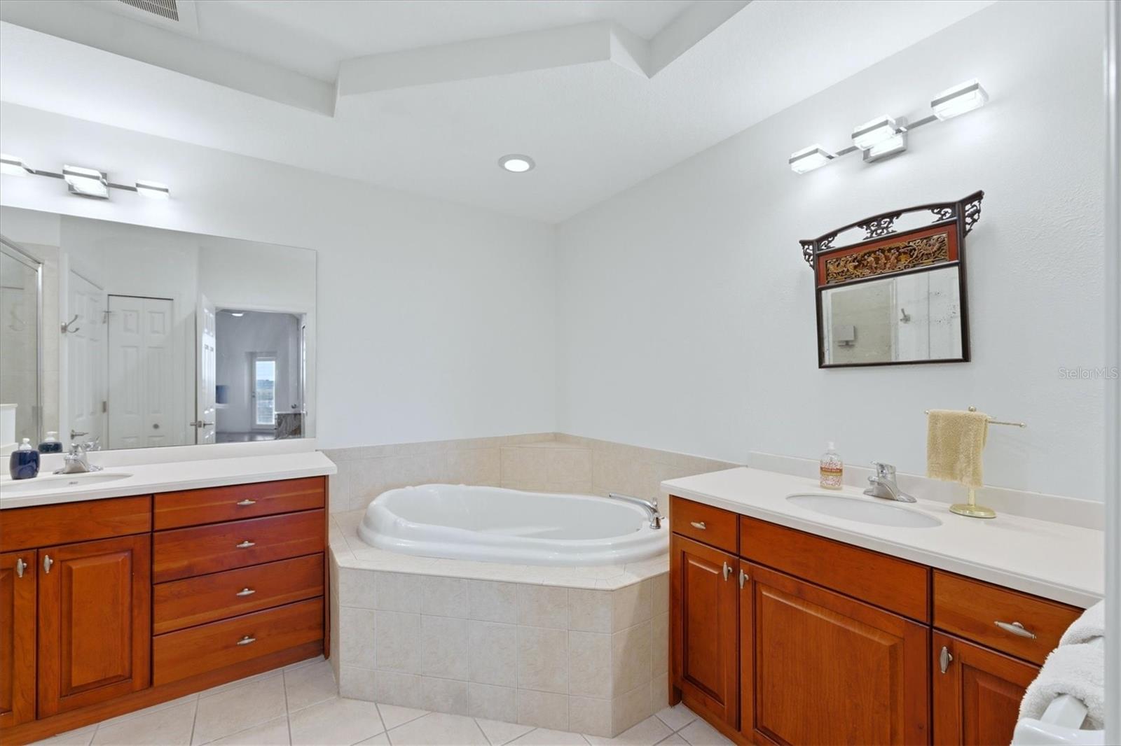 5531 CANNES CIR #603 — photo 27