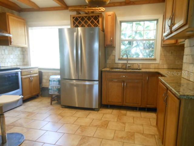 2925 W PARIS ST — photo 8
